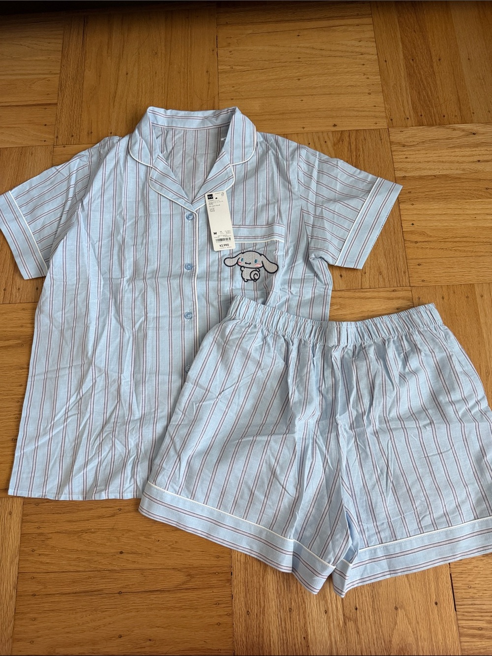 GU Collab with Cinnamoroll Sanrio PJ Light Blue Striped Pajama Set! Size Medium